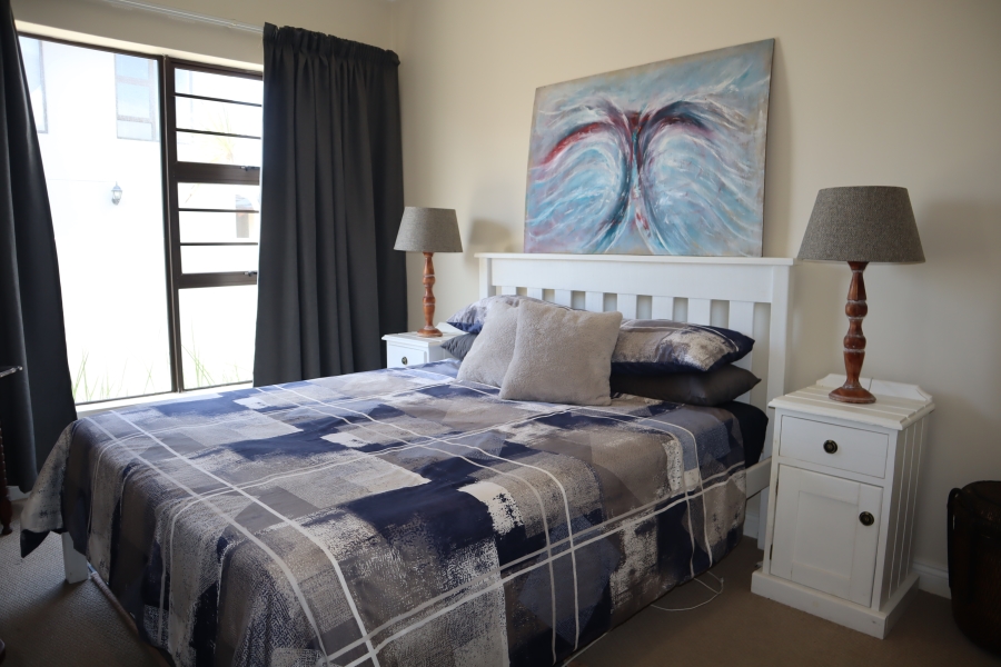 To Let 3 Bedroom Property for Rent in Wavecrest Eastern Cape